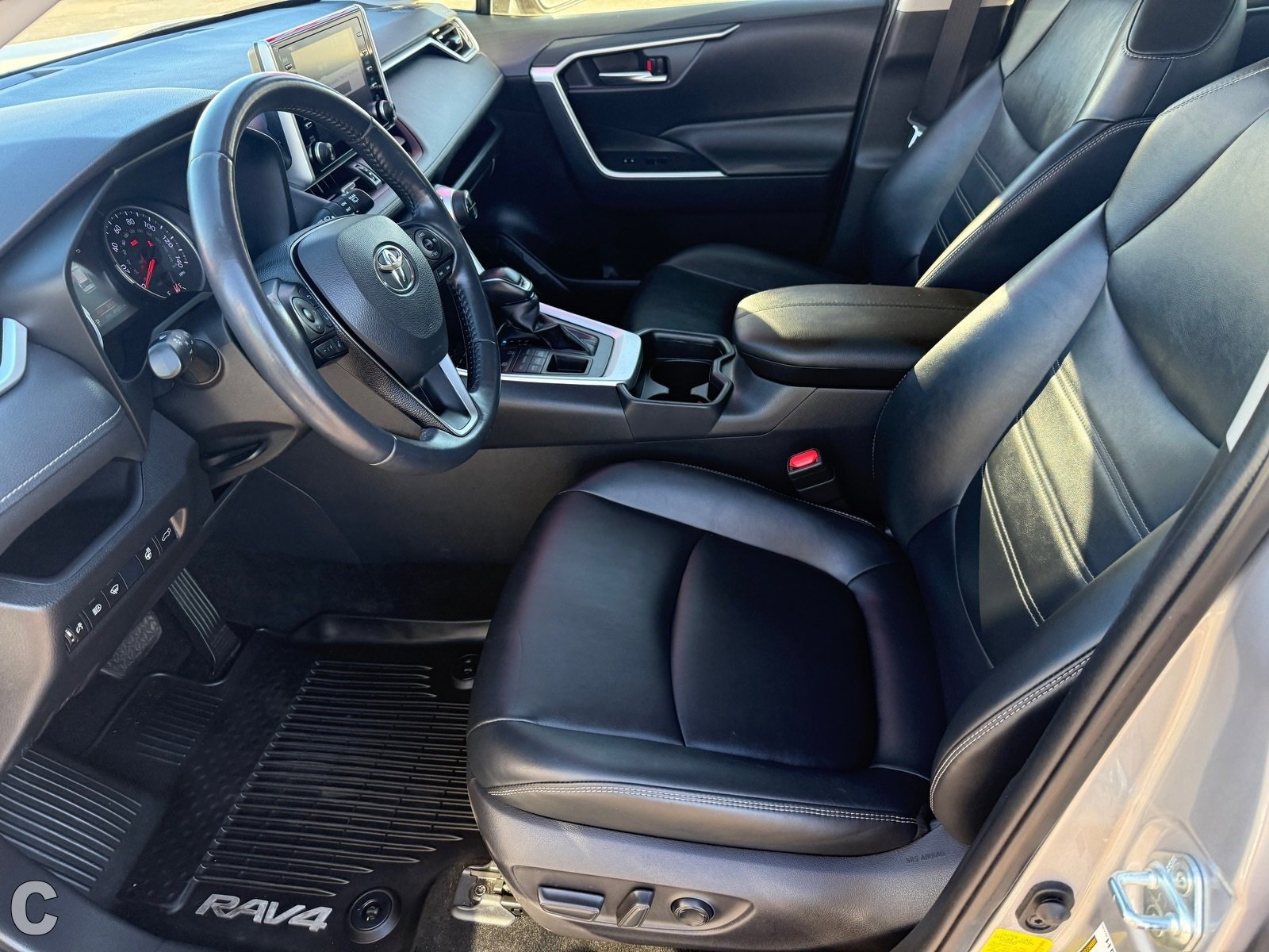 Used 2019 Toyota RAV4 XLE Premium w/ Cold Weather Package image 19