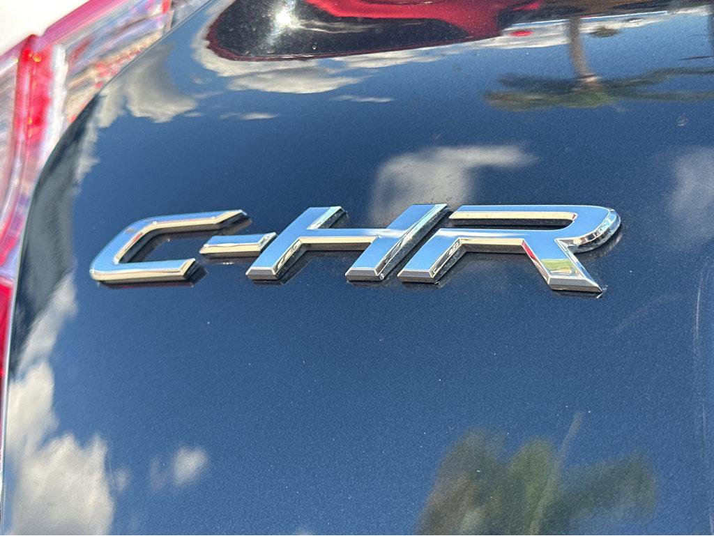 Used 2019 Toyota C-HR LE FWD image 35
