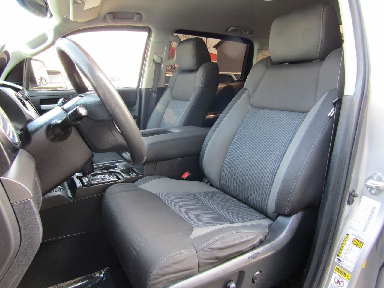 Used 2015 Toyota Tundra SR5 w/ SR5 Upgrade Package RWD image 9