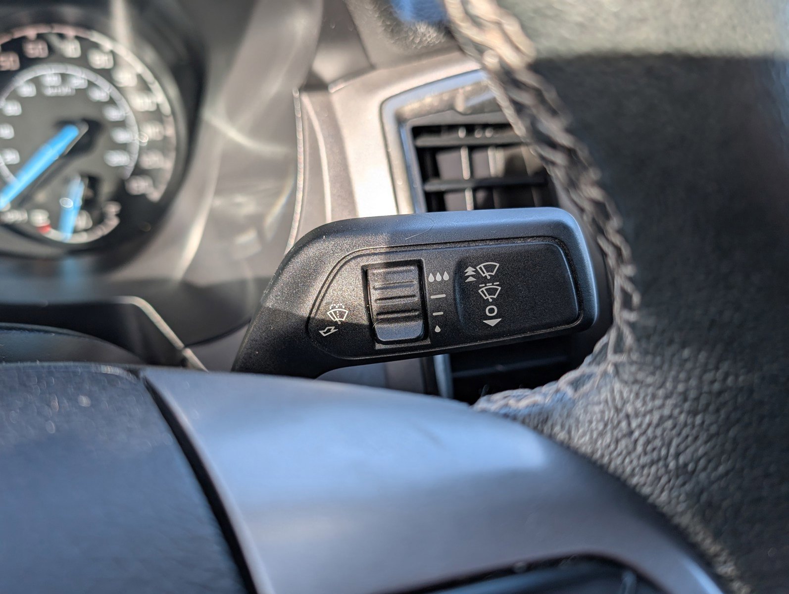 Used 2019 Ford Ranger XLT w/ Equipment Group 302A Luxury image 31