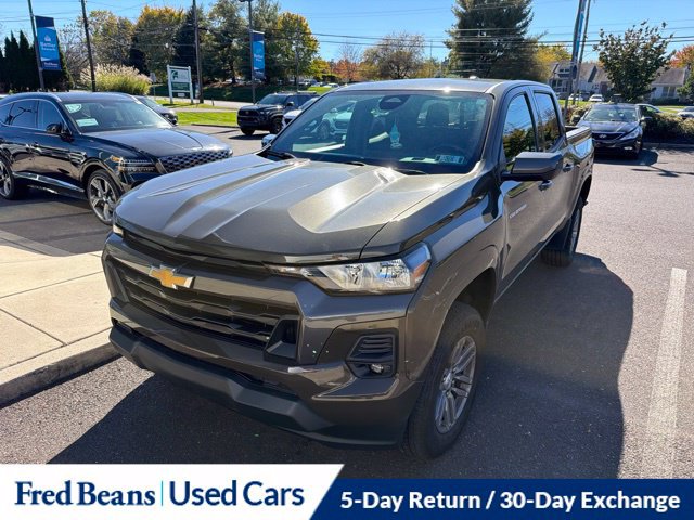 Used 2023 Chevrolet Colorado LT w/ LT Convenience Package AWD/4WD image 1