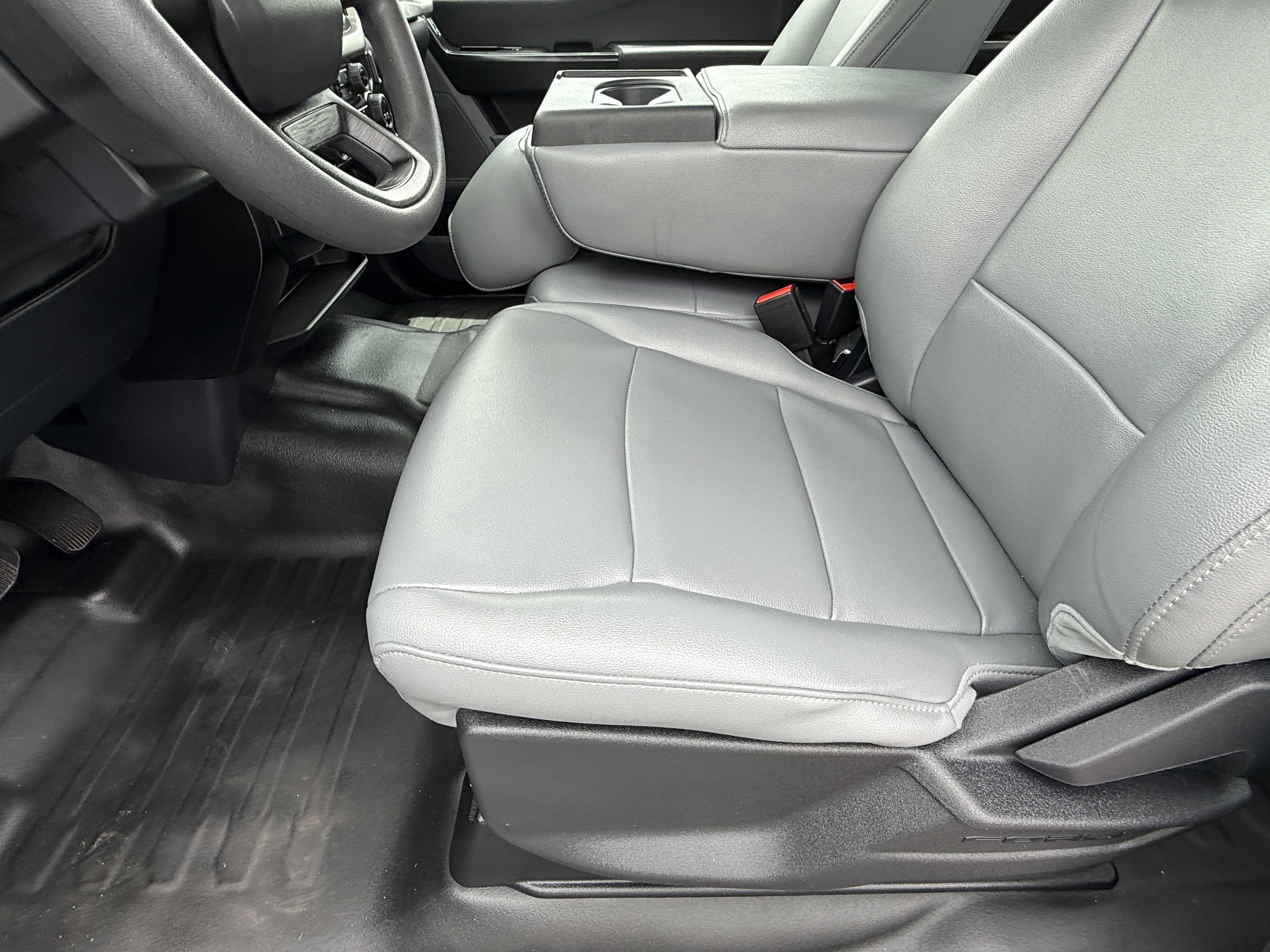 Used 2024 Ford F150 XL RWD image 16