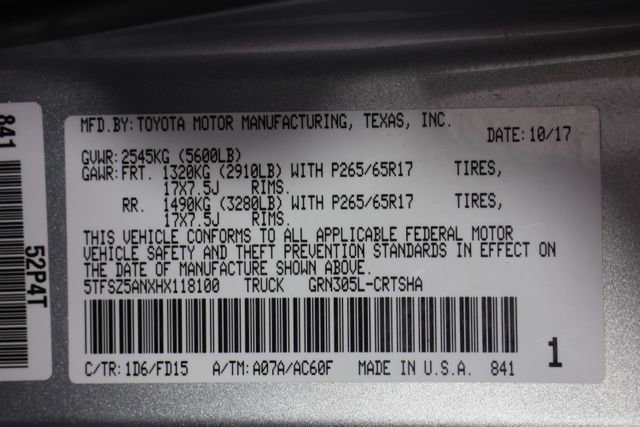 Used 2017 Toyota Tacoma TRD Sport w/ Premium & Technology Package image 27