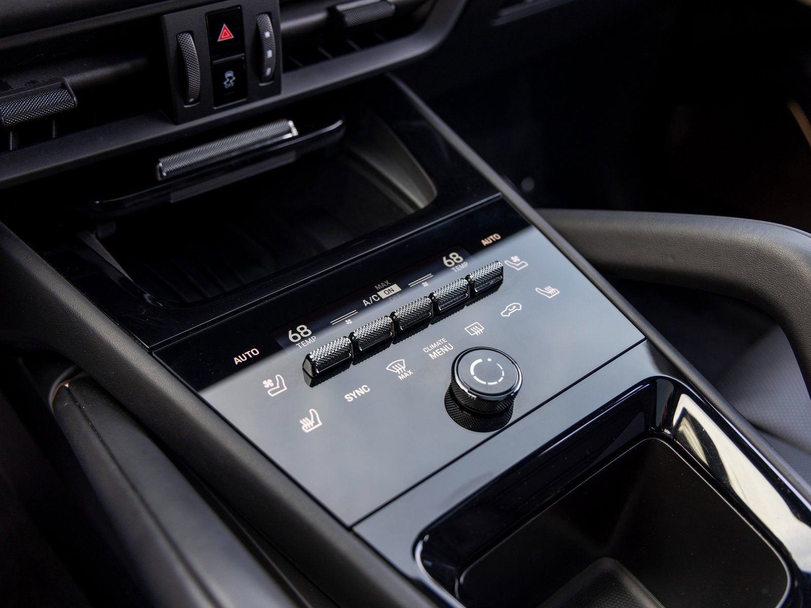 Certified 2025 Porsche Cayenne GTS image 41