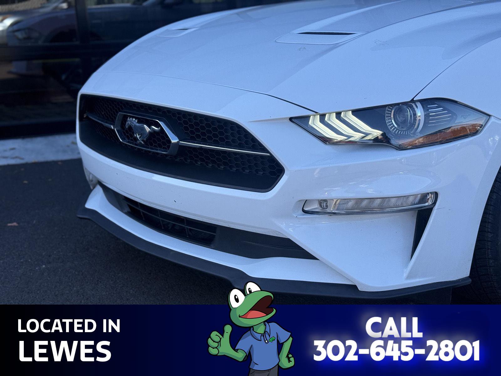 Used 2021 Ford Mustang Premium w/ Pony Package image 5