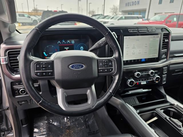 Used 2023 Ford F250 Lariat AWD/4WD image 2