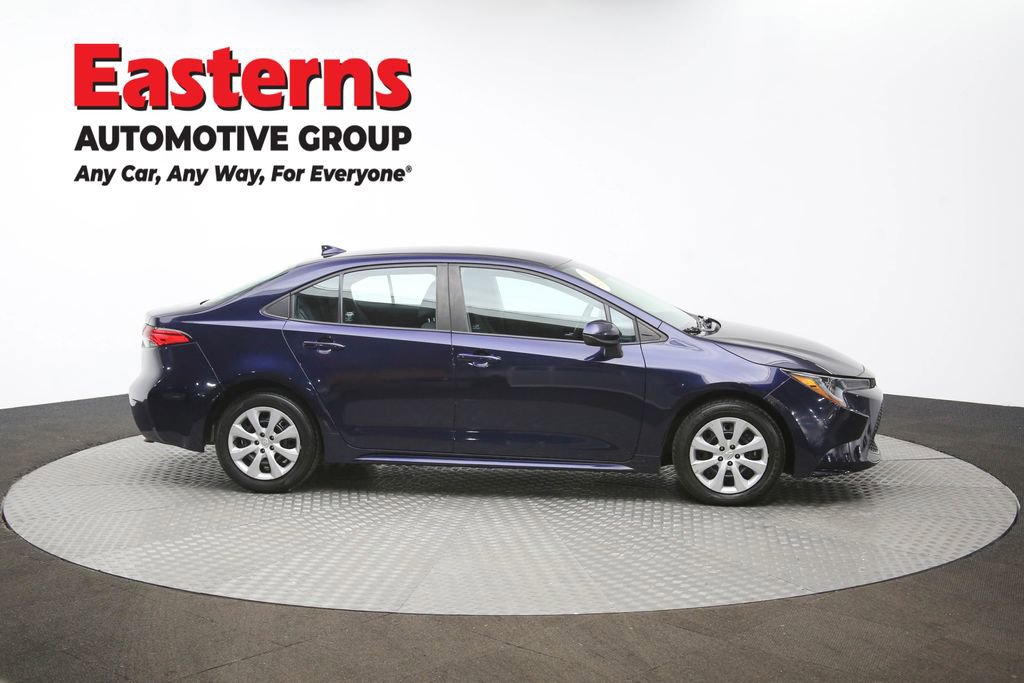 Used 2021 Toyota Corolla LE image 44