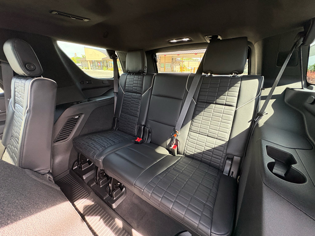 Used 2021 Cadillac Escalade Premium Luxury Platinum AWD/4WD image 23