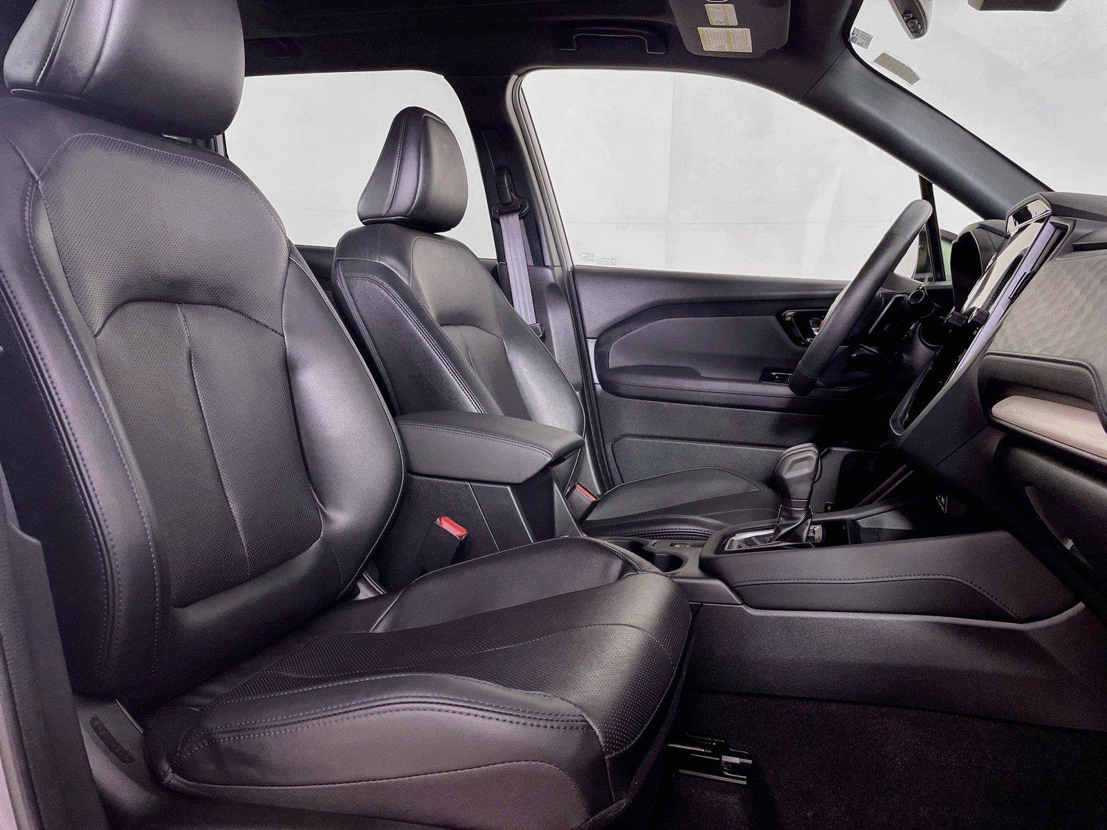 Used 2025 Subaru Forester Limited AWD/4WD image 27