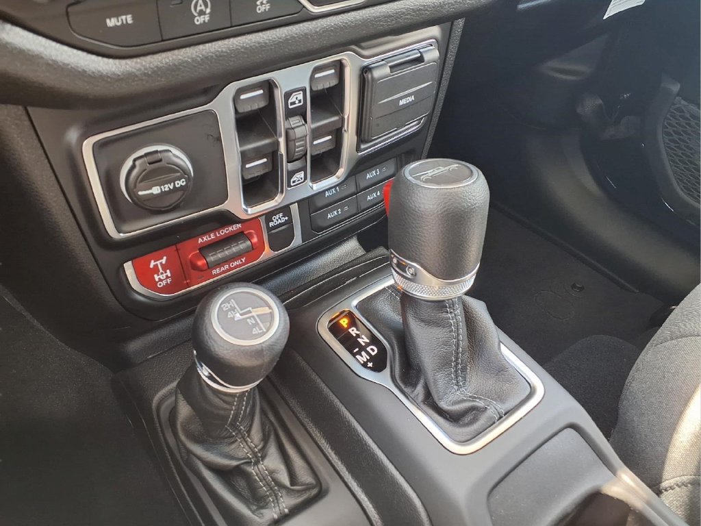New 2026 Jeep Gladiator Sport AWD/4WD image 14