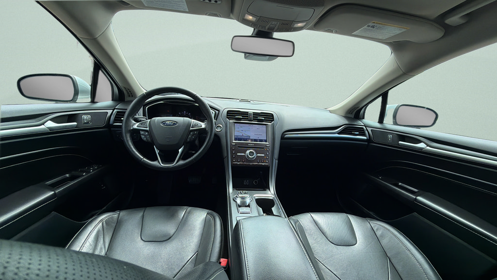 Used 2020 Ford Fusion Energi Titanium FWD image 10