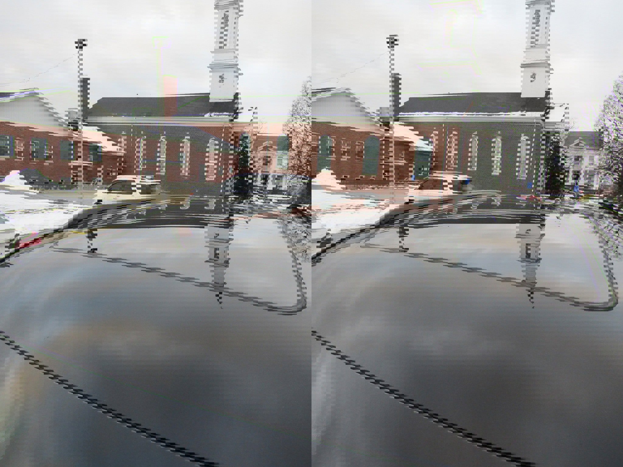 Used 2022 Chevrolet Tahoe Z71 w/ Luxury Package AWD/4WD image 9