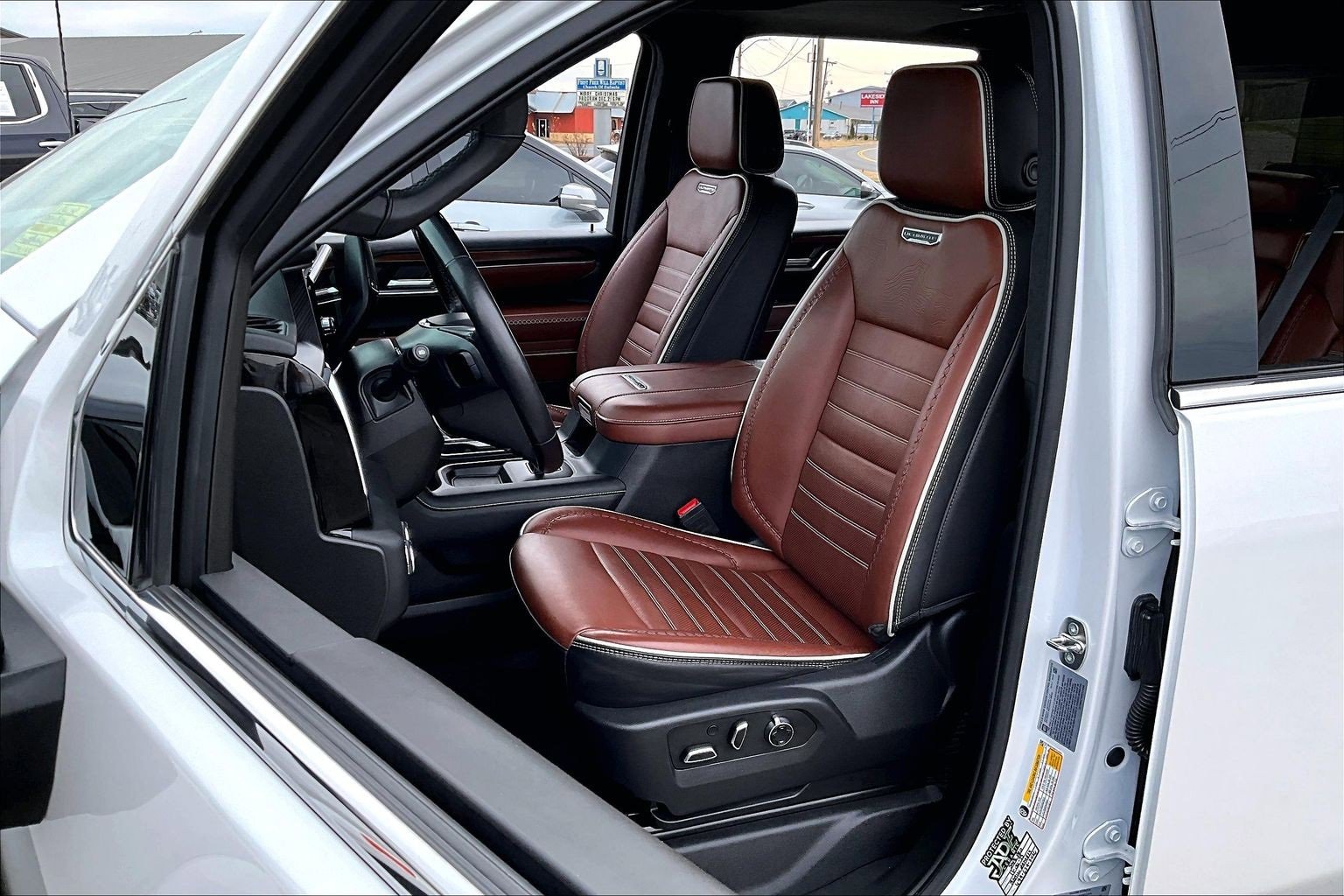 Used 2024 GMC Sierra 2500 Denali Ultimate image 27