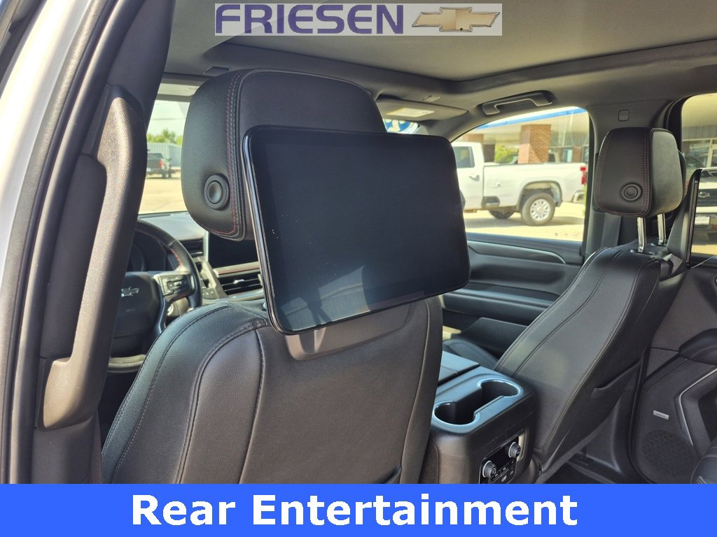 Used 2022 Chevrolet Suburban RST w/ Luxury Package image 11