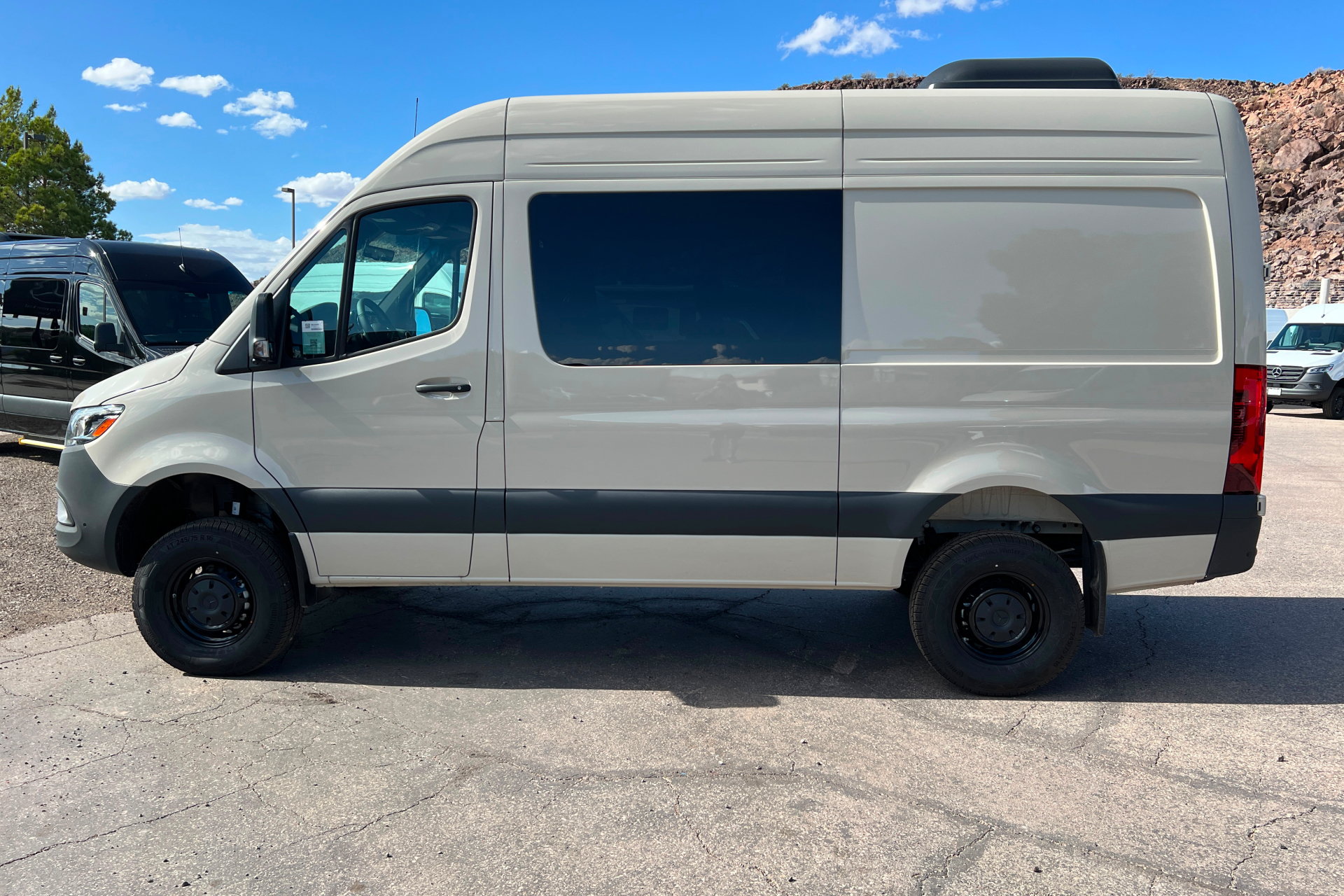 New 2026 Mercedes-Benz Sprinter 2500 image 2