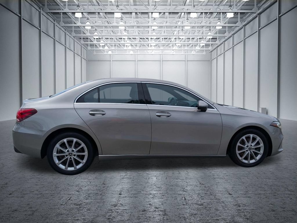 Used 2020 Mercedes-Benz A 220 w/ Premium Package image 8