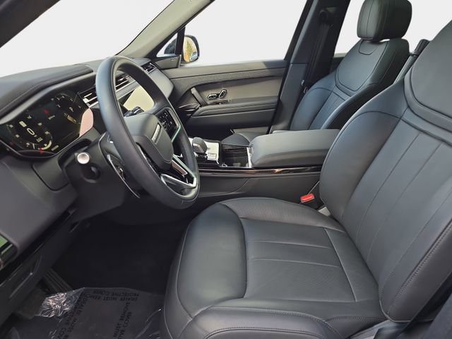 Used 2025 Land Rover Range Rover Sport SE image 18
