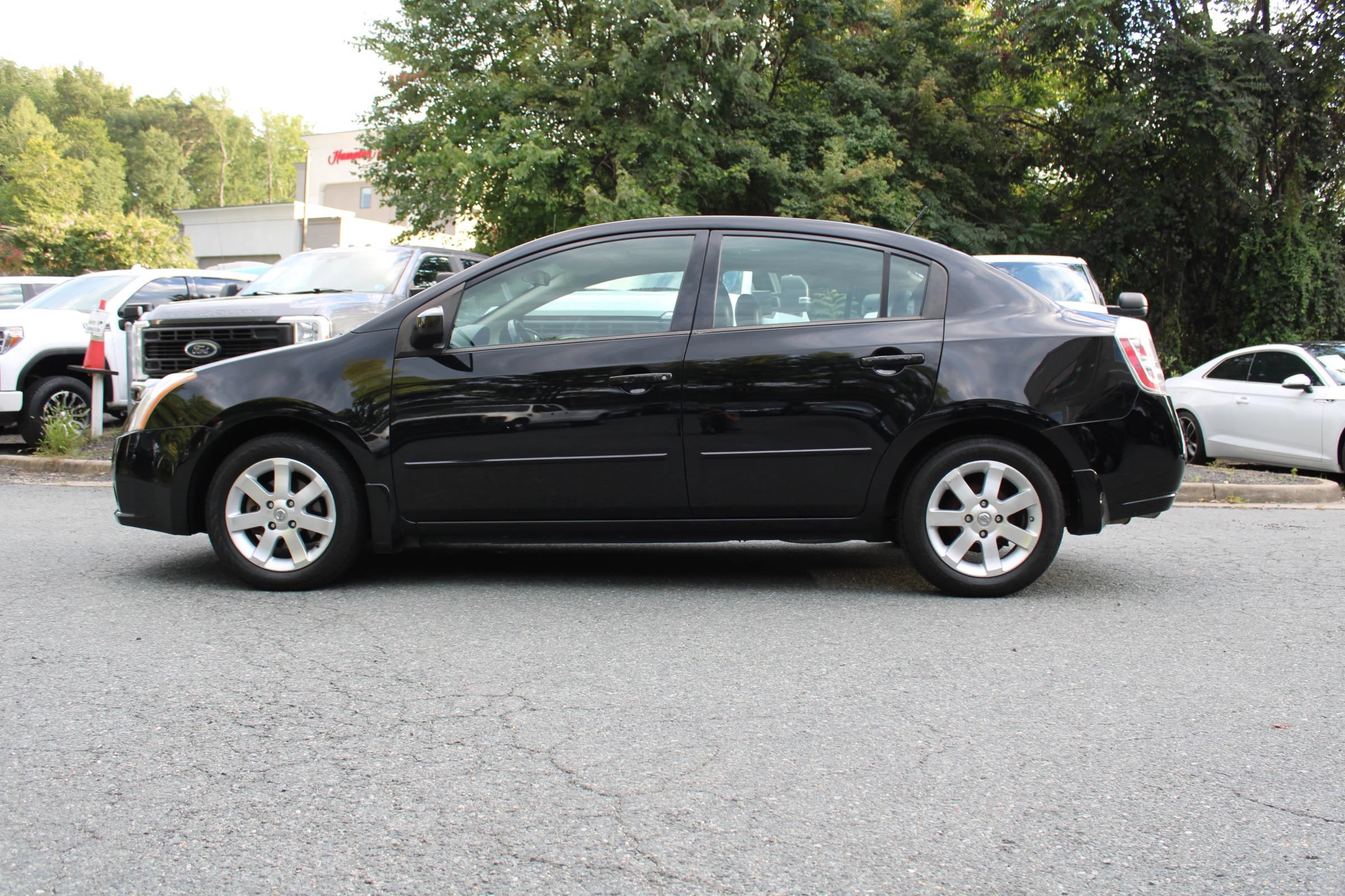 Used 2008 Nissan Sentra 2.0 SL w/ Sunroof Pkg FWD image 21