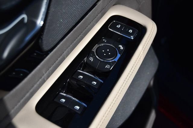 Used 2020 Lincoln Aviator Reserve w/ Elements Package Plus image 8