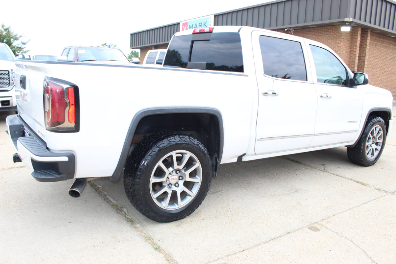 Used 2016 GMC Sierra 1500 Denali w/ Enhanced Driver Alert Package image 8