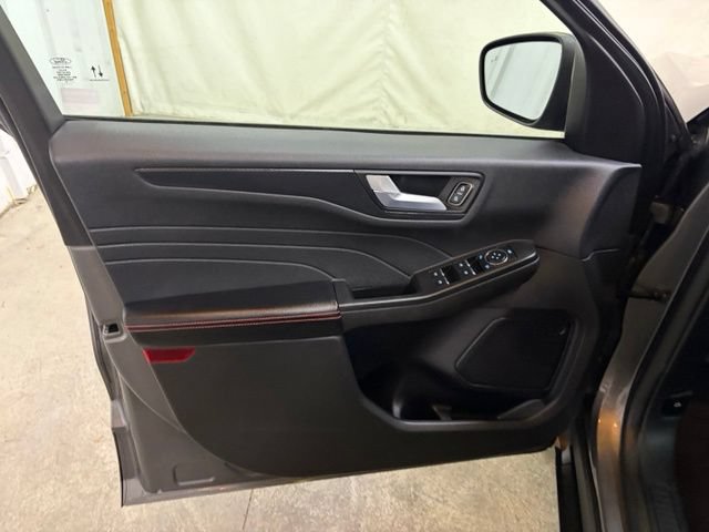 Used 2024 Ford Escape ST-Line AWD/4WD image 31