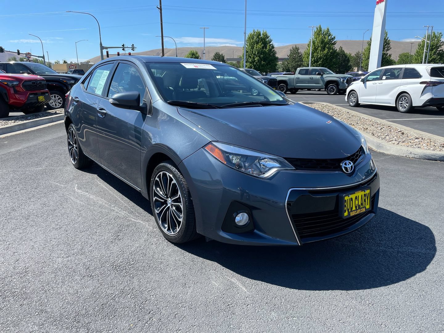 Certified 2016 Toyota Corolla S FWD image 1