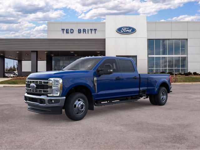 New 2026 Ford F350 XLT AWD/4WD image 2