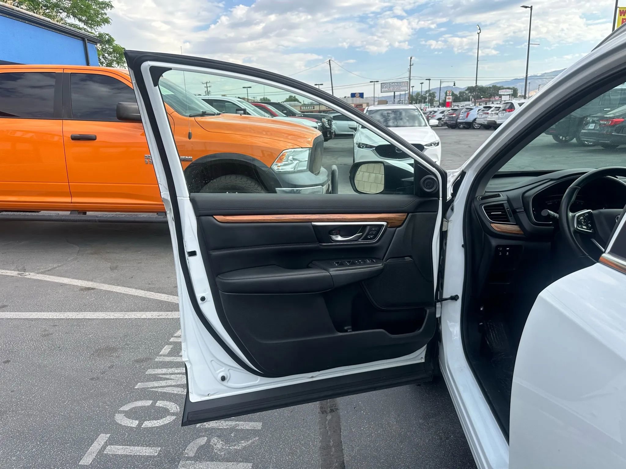 Used 2022 Honda CR-V Touring image 20