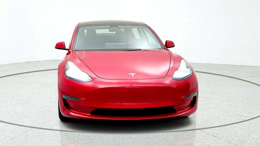 Used 2023 Tesla Model 3 Standard Range RWD image 2