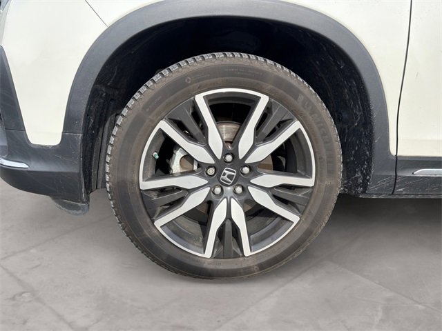 Used 2019 Honda Pilot Touring image 14