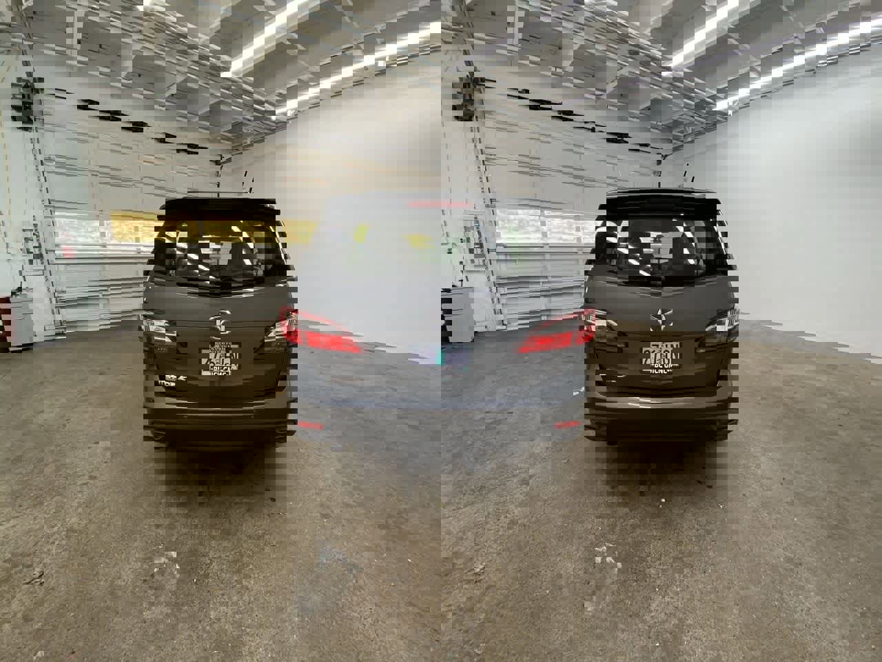 Used 2014 MAZDA MAZDA5 Touring image 5