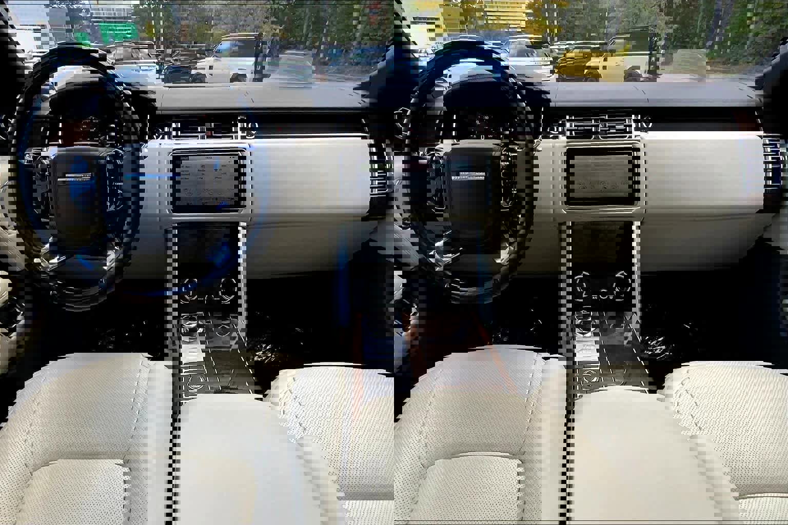 Used 2020 Land Rover Range Rover HSE AWD/4WD image 15