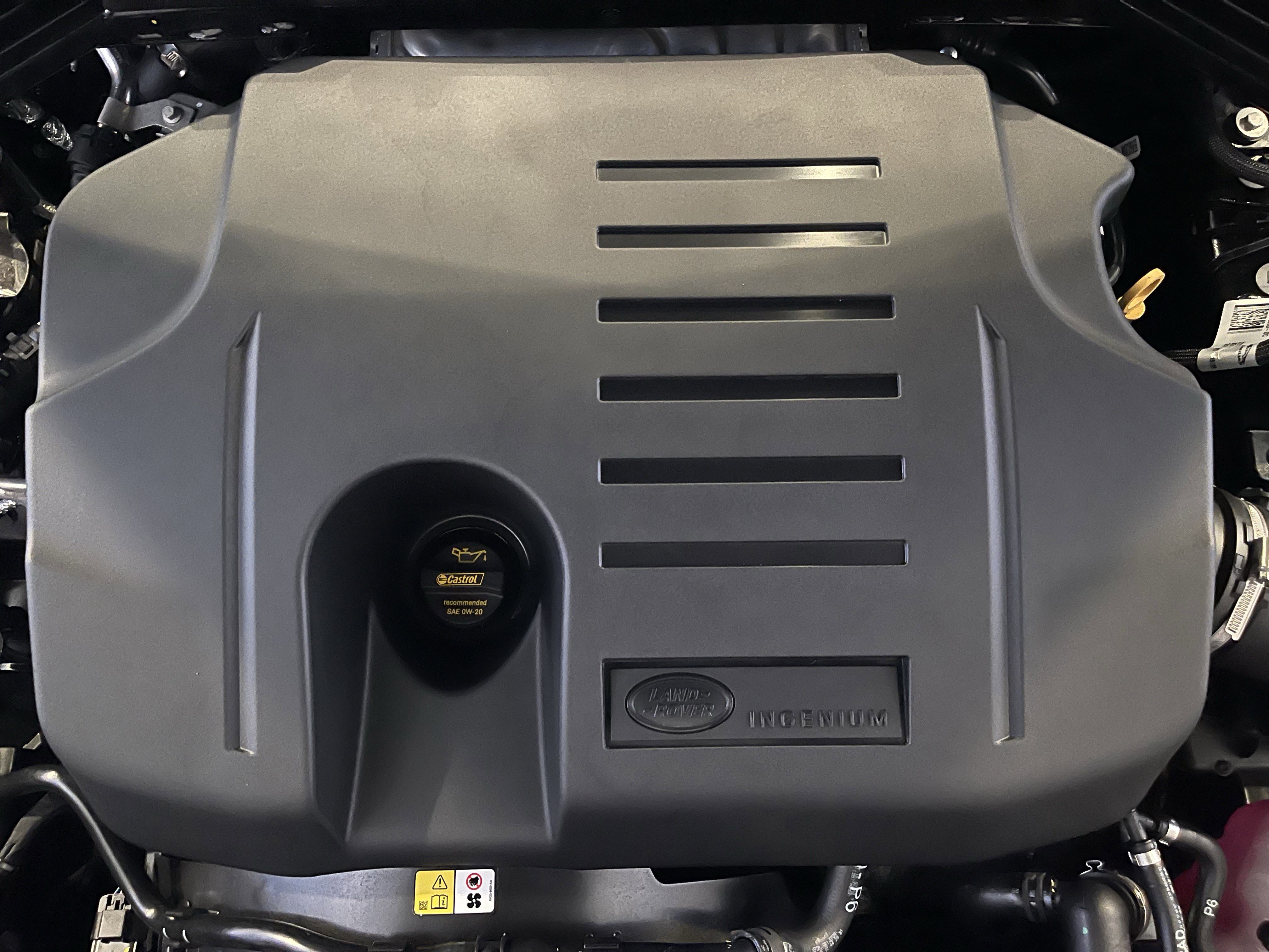 Used 2026 Land Rover Defender 130 X-Dynamic SE image 26