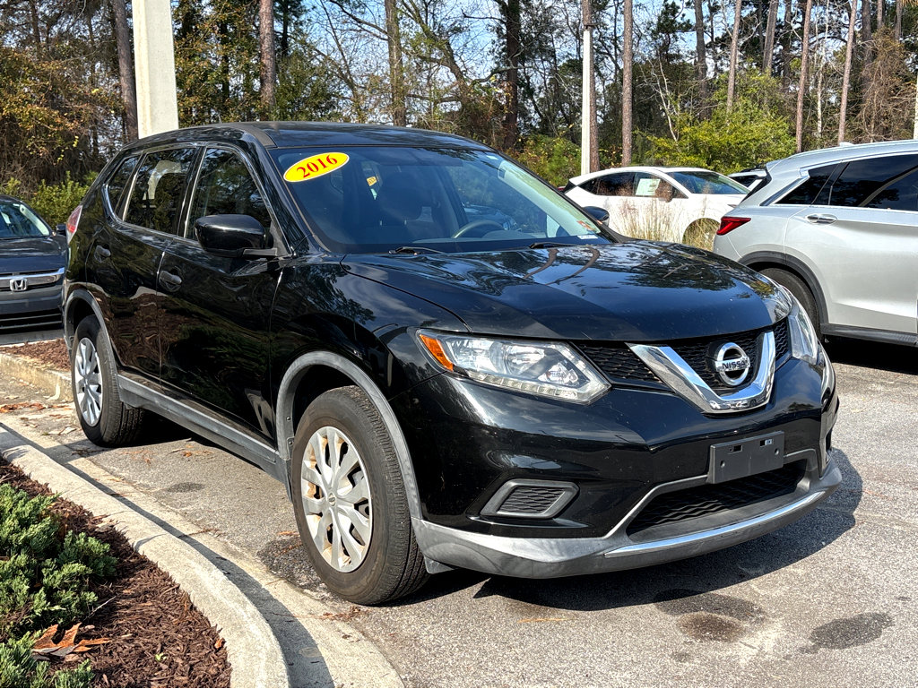 Used 2016 Nissan Rogue S image 10