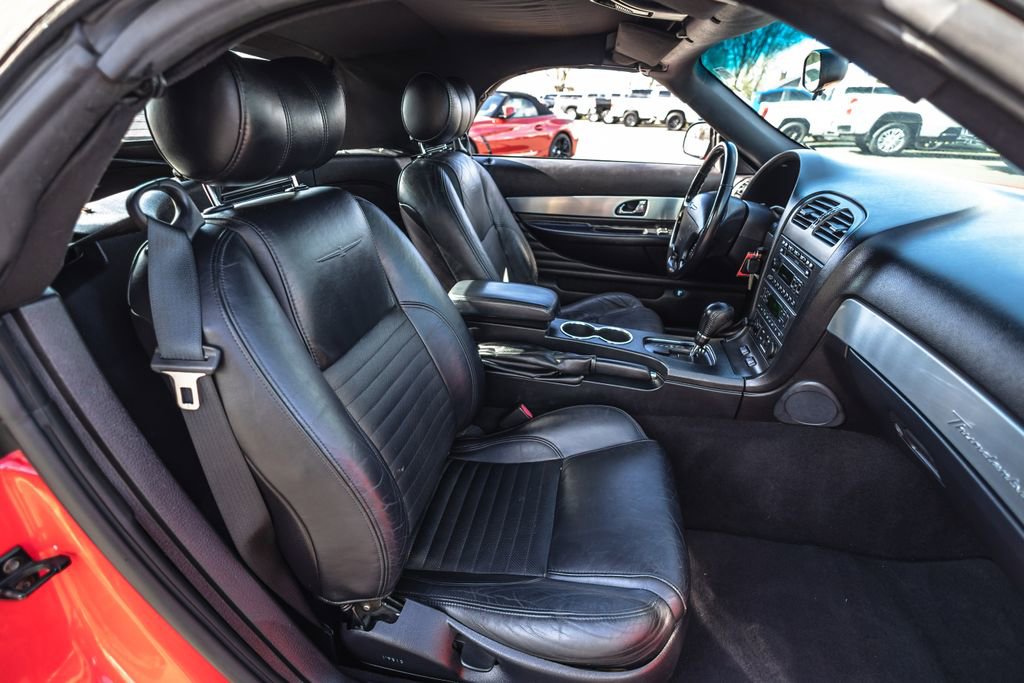 Used 2003 Ford Thunderbird image 29