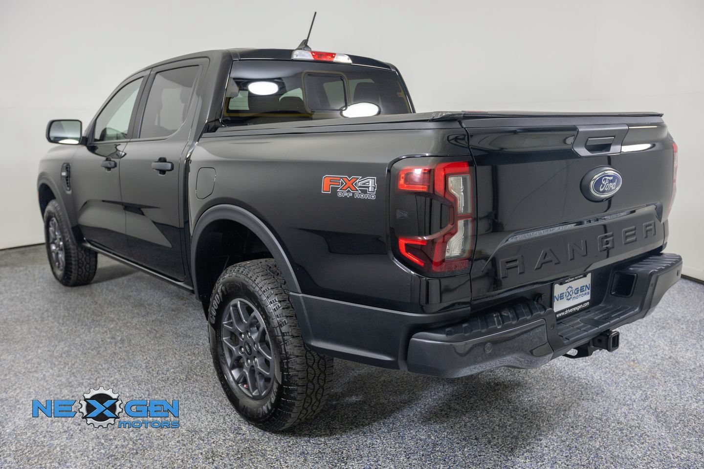 Used 2025 Ford Ranger XLT w/ Equipment Group 301A High AWD/4WD image 6