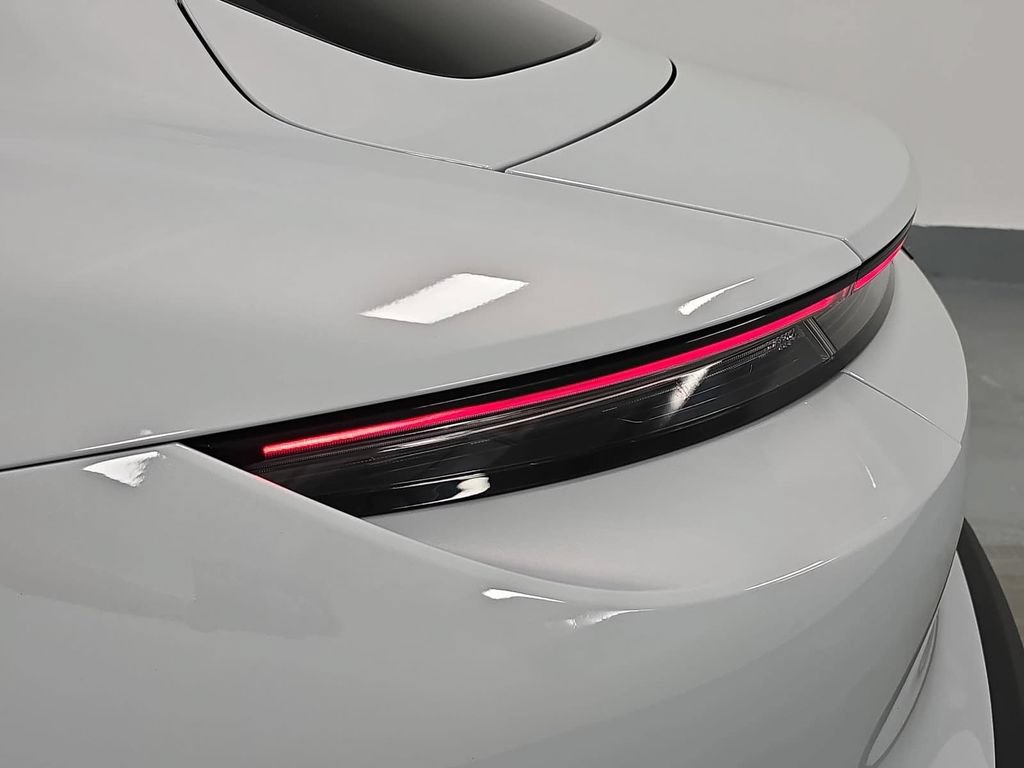 Certified 2022 Porsche Taycan RWD image 28