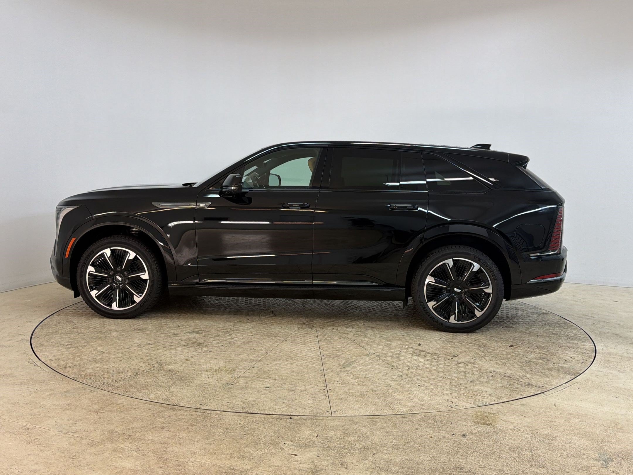 New 2026 Cadillac Escalade IQ Sport 2 w/ LPO, Floor Liner Package AWD/4WD image 2