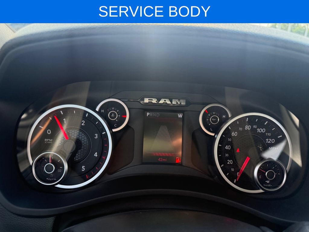 New 2026 RAM 2500 Tradesman AWD/4WD image 15