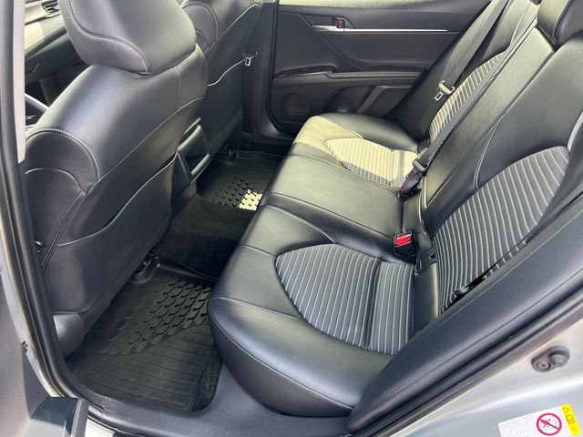 Used 2018 Toyota Camry SE FWD image 22