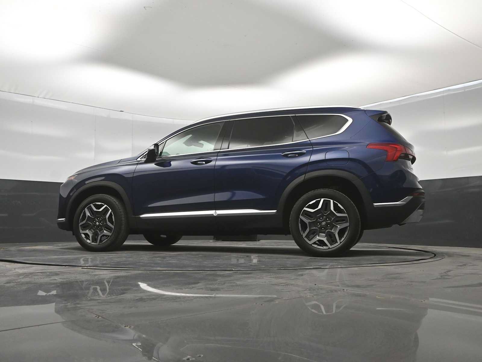 Used 2023 Hyundai Santa Fe Limited w/ Cargo Package AWD/4WD image 35