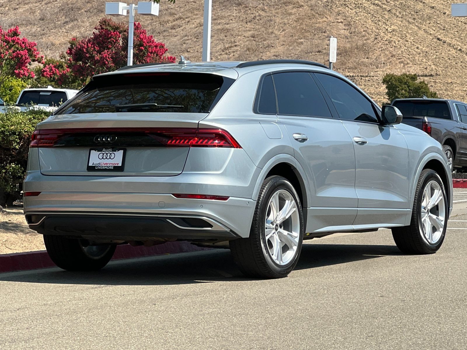 Used 2023 Audi Q8 Premium Plus w/ Premium Plus Package AWD/4WD image 6