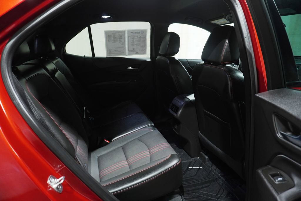 Used 2024 Chevrolet Equinox RS AWD/4WD image 16