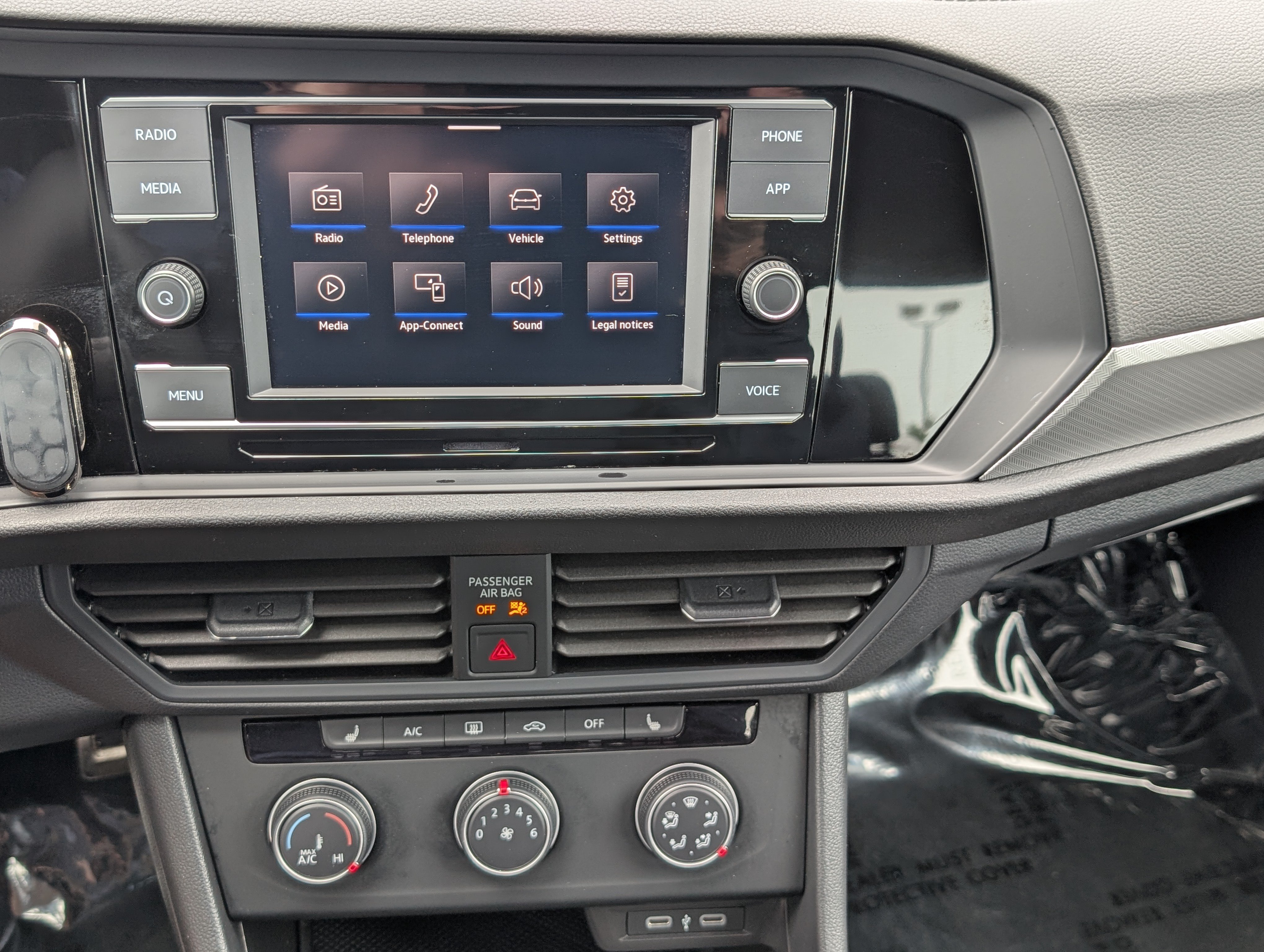 Used 2024 Volkswagen Jetta Sport FWD image 25