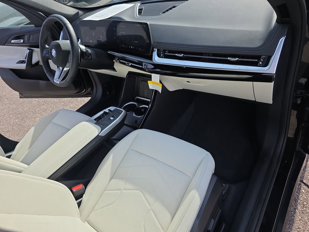 Used 2026 BMW X1 xDrive28i image 13