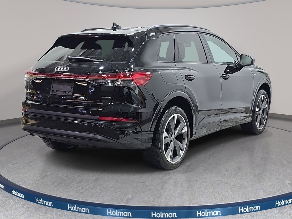 Used 2024 Audi Q4 e-tron Premium w/ Convenience Package image 6