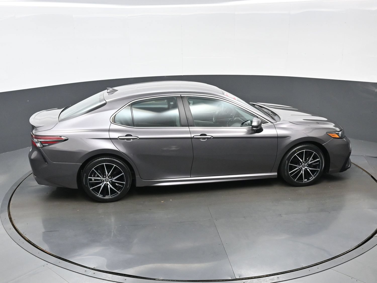 Used 2023 Toyota Camry SE FWD image 43