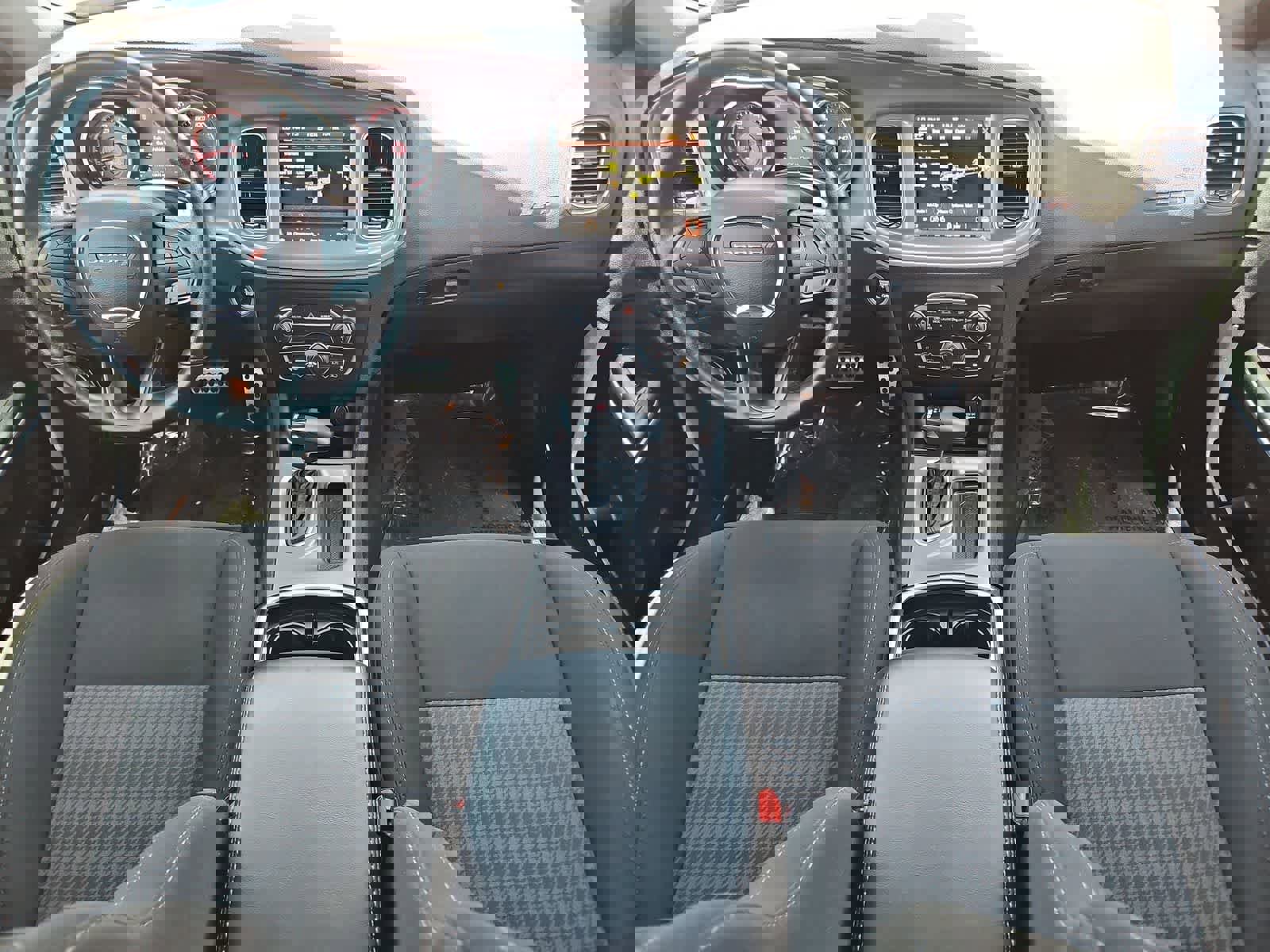 Certified 2023 Dodge Charger Scat Pack w/ Navigation & Travel Group image 17