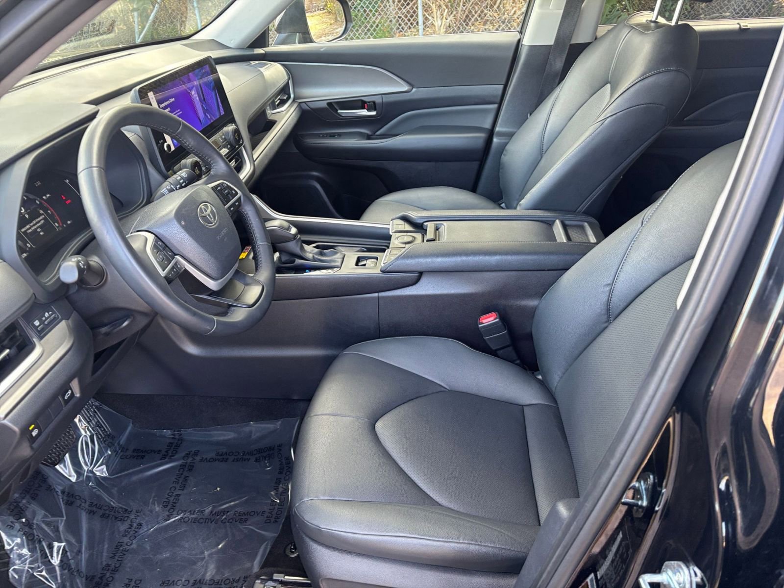 Used 2025 Toyota Grand Highlander FWD image 29