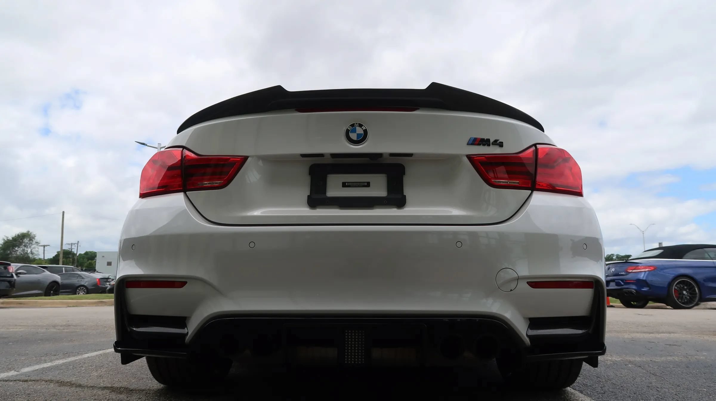 Used 2019 BMW M4 Convertible w/ Competition Package RWD image 10